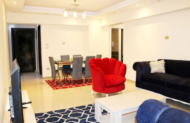 Red Flower in Palm City Compound 1 Hour to the sea - Foto 1