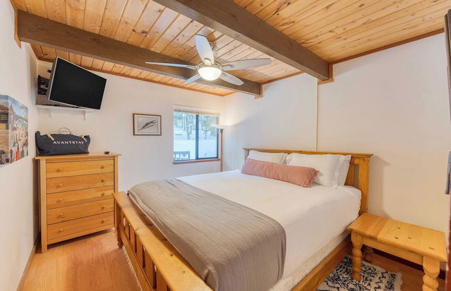 Dakine Haus by Avantstay 4 Min to Northstar + Game Room & Projector - Photo 23