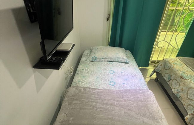 Casa Villa Carolina 5 min Puerta de Oro - Foto 13