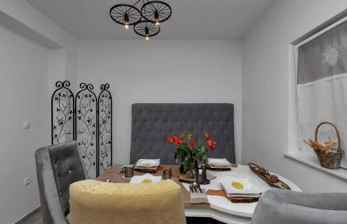 Villa Melita - Heated pool, Speed Internet within Nature Park - Foto 33