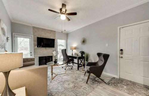 1BD Pool DFW South Irving I46 - Foto 1