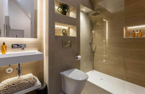 Arran Shores Luxury Shorefront Penthouse Suite 13 - Photo 31