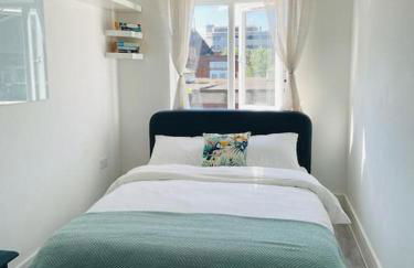 Stunning huge openplan 2Bed flat - Photo 5