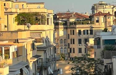 Luce, Silenzio ed Eleganza nel Cuore di Roma - 2 camere da letto - Photo 26