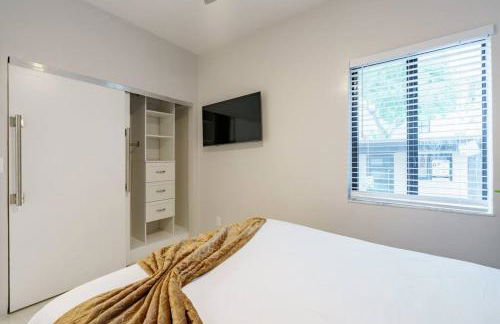 New Miami & Calle Ocho Home with Arcade! - Foto 22