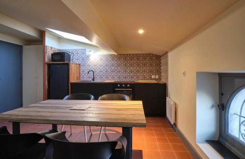 AUTOUR DU CHATEAU - Foto 4