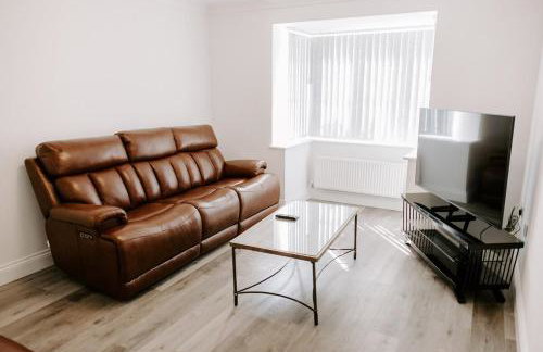 Apsley Way, 5 bed 4 bathroom house - Foto 14