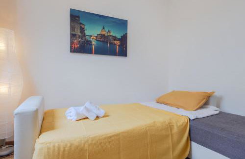 Gate1-MarcoPoloAirport-3 Camere da letto-Wifi-Netflix-15' da Venezia - Foto 11