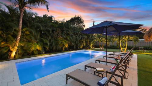 Hideaway Palms - Photo 4, sunbed