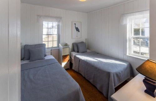 Across from Mayo beach walk to downtown - Foto 14