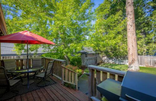 Chic, and Cozy, Centrally Located getaway - Foto 7