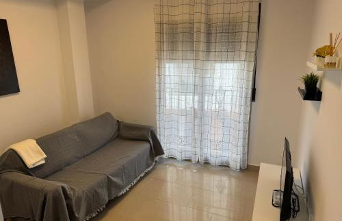 Precioso y luminoso apartamento junto al mar y playa en Garrucha 1B - Foto 1
