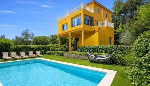 2 Private Abodes in One Magnificent Villa! - Foto 1