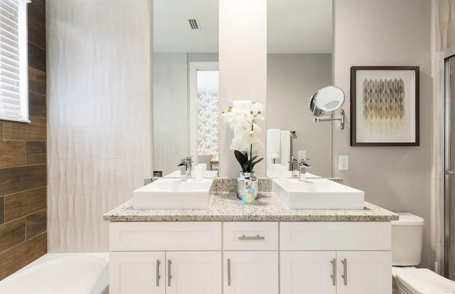 4 BR 4 BA Villa 5min Disney BBQ Hot Tub - Foto 4