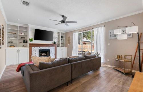 Sun Filled Home W Gorgeous Pool HotTub Gameroom - Foto 7