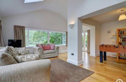 Priory House; sleeps 6-20 - Foto 20