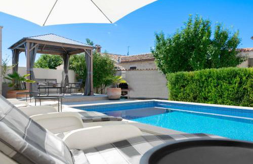 Villa Martin - Countryside Retreat with Pool & Pavilion - Foto 2