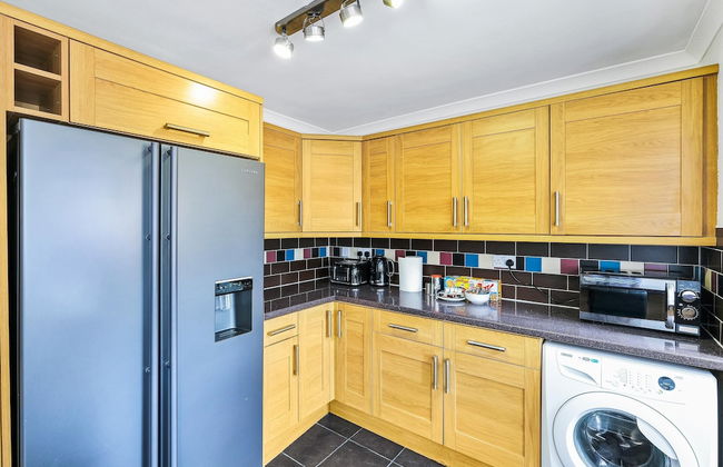 Heathrow Living St Annes Svcs Hse 5 BDRM - Photo 9