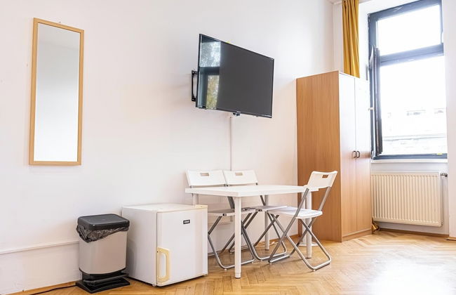 Cozy Room Near U6 Dresdner Subway Line - Foto 16