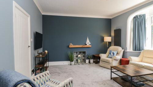 Molly's Place - Photo 3