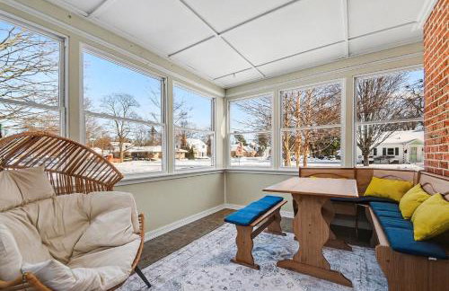 3-Bedroom House Near Notre Dame with Parking - Foto 8