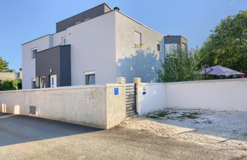 Apartment Buddy - Photo 2