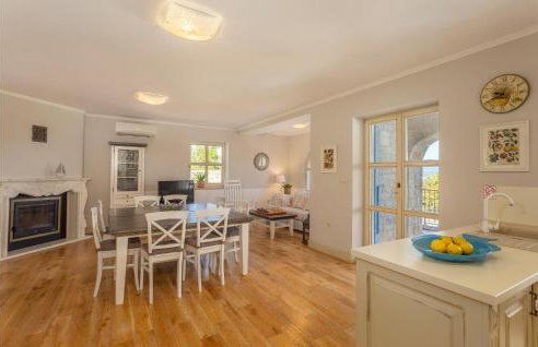 Stunning Home In Malinska With Wifi - Photo 24