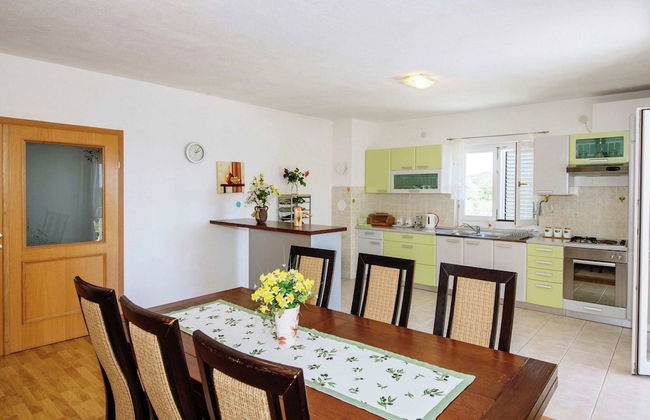 Spacious Holiday Home With Private Pool - Foto 10