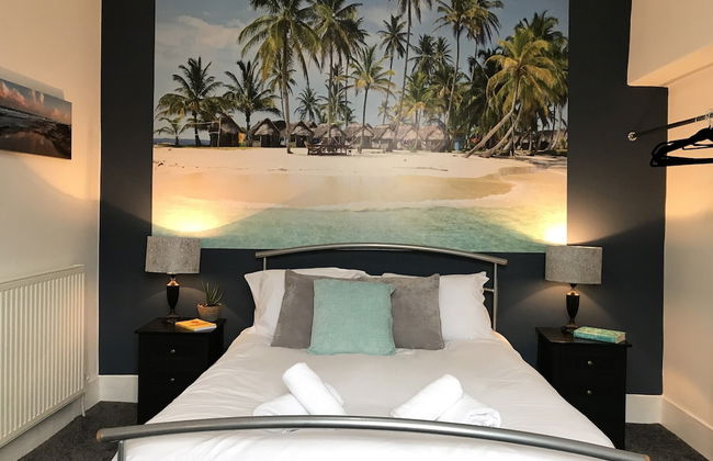 Bright Spacious 3-bed With Office & Patio, Preston - Foto 16