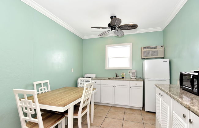 Shoreline Suites & Cabana Cottages - Foto 59