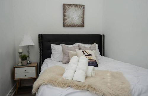 4 BR - Sleeps 8! Best location next to Bourbon Street! - Foto 36