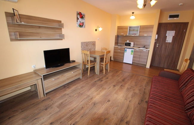 Menada Horizont Sunny Beach Apartments - Photo 1