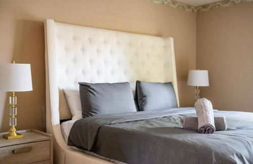 Airy Large Backyard Oasis Perfect Family Getaway - Foto 16