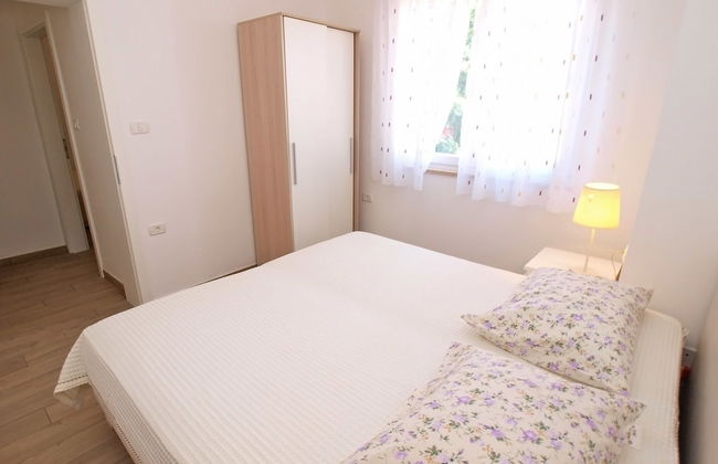 Apartment 1366 - Photo 2