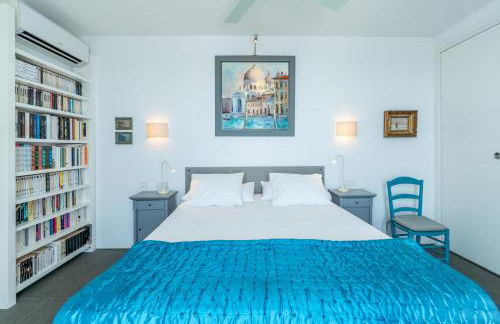 Can Ema, villa moderna con piscina frente al mar - Photo 15