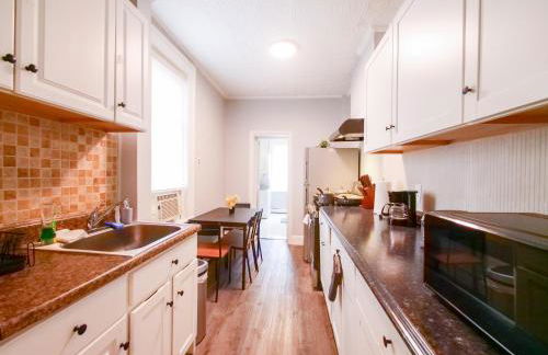 Serene Two-Bedroom Retreat - close to NYC - Foto 17