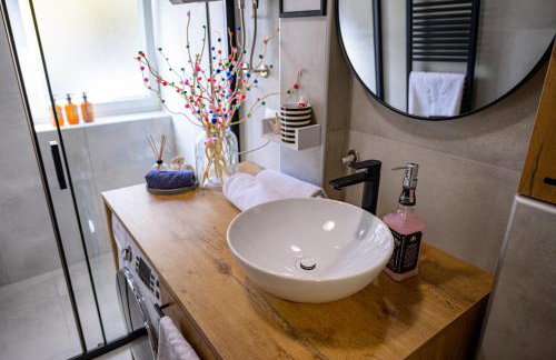 Home Abroad - Foto 39