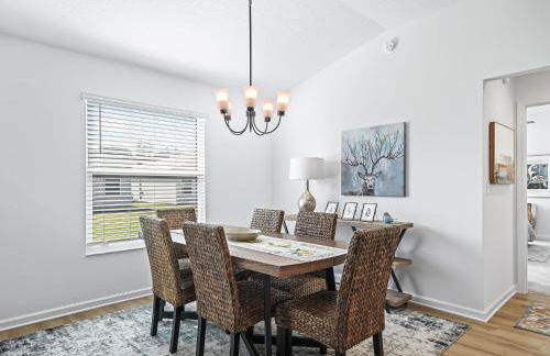 928 Z5 VILLAGE OF LAKE DENHAM by REMAX Premier - Foto 13