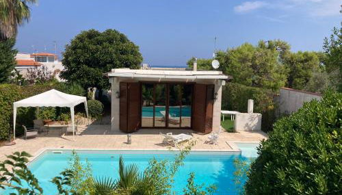 Villa sul mare con piscina privata - Foto 2