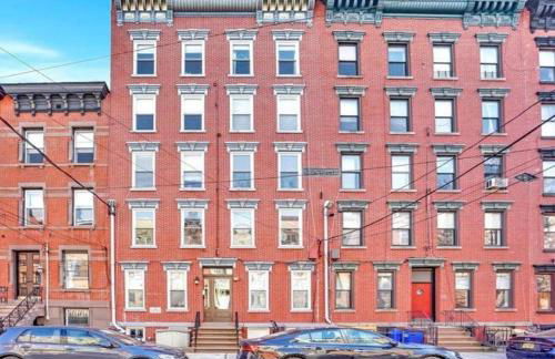 Hoboken Hideaway - Walk to Transit - 15 Mins to NYC - Foto 36