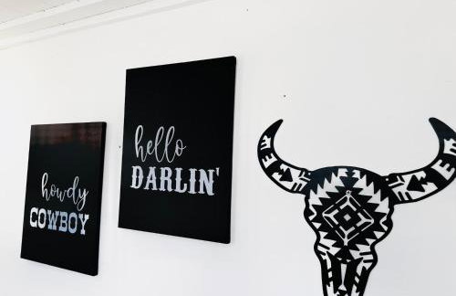 1 Bed1 Bath Condo wKitchenLR-Sleeps up to 4PP - Foto 8