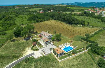 Unique Villa Bošket with Pool and Jacuzzi surrounded by Nature - Foto 24