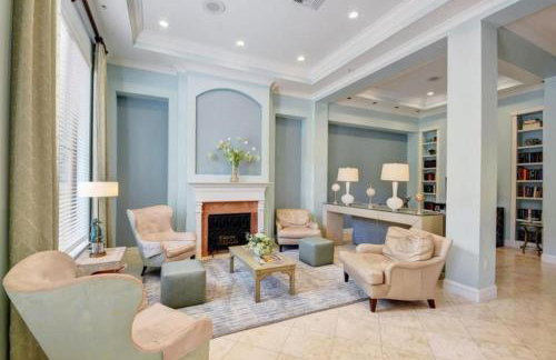 Stylish City Place WPB Escape King Bed and Den - Foto 52