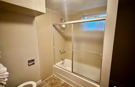 Spacious 4BR Retreat Near Idaho Falls Airport - Foto 2