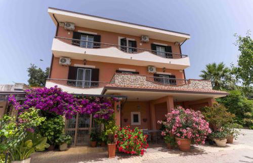 Villa Marianna - Photo 1