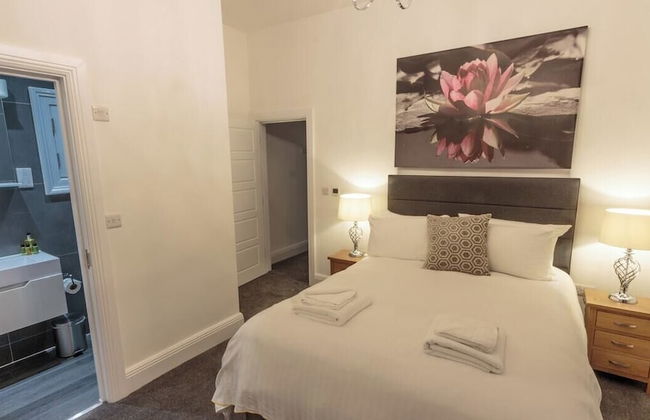 The Crescent by Pureserviced - Foto 79