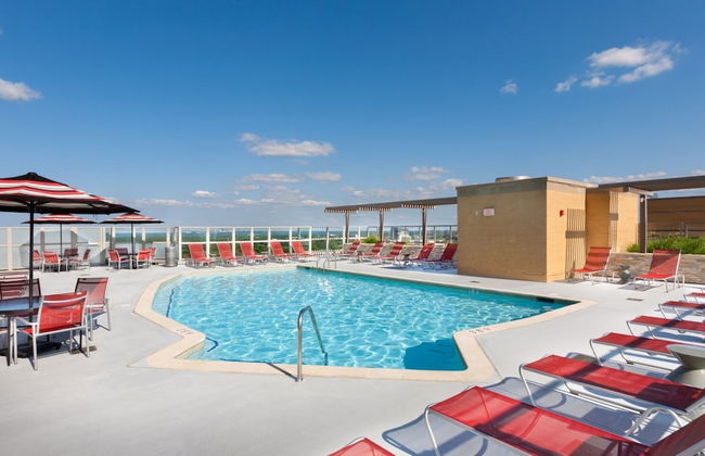 Bluebird Suites in Reston - Photo 39