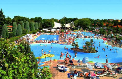 Camping Bella Italia Apartments Verbena - Lake Garda 22081 - Photo 7