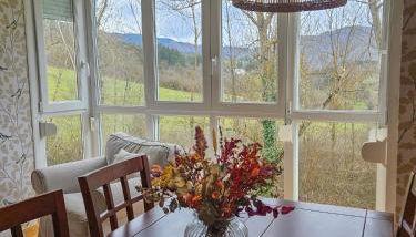 Ezcaray Pet Friendly, piscina y parking - Foto 1