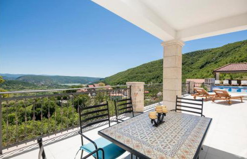 Cozy Home In Ricice With Wifi - Foto 18